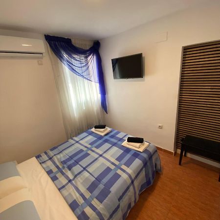 Habitaciones Con Bano Y Cocina Privada فالنسيا المظهر الخارجي الصورة