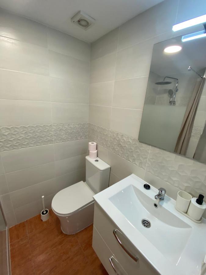 Habitaciones Con Bano Y Cocina Privada فالنسيا المظهر الخارجي الصورة
