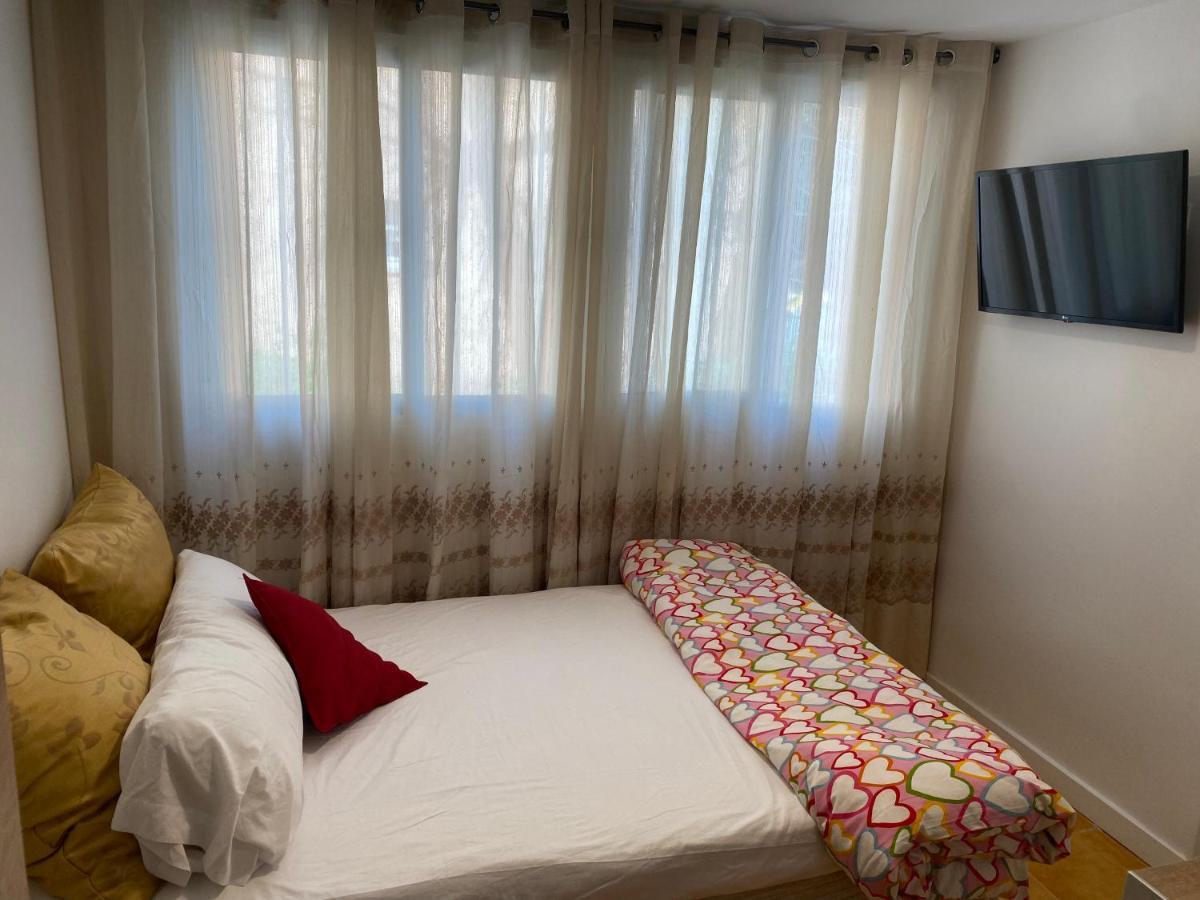 Habitaciones Con Bano Y Cocina Privada فالنسيا المظهر الخارجي الصورة