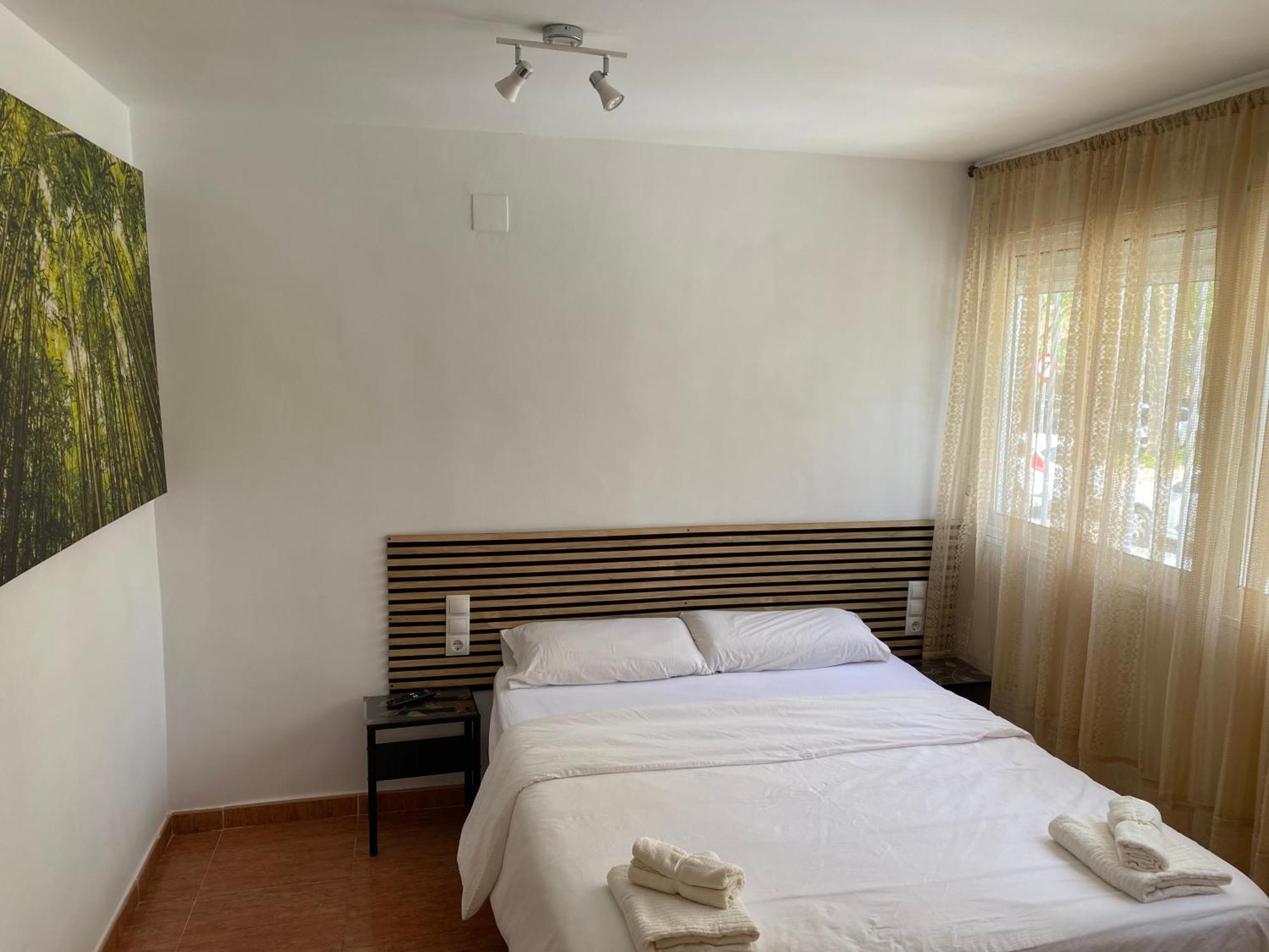 Habitaciones Con Bano Y Cocina Privada فالنسيا المظهر الخارجي الصورة