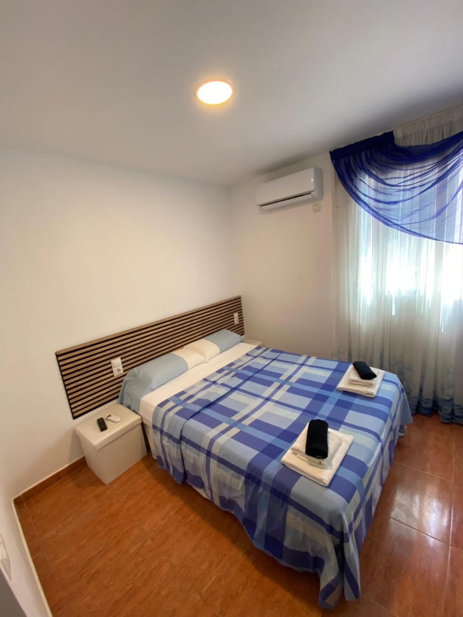 Habitaciones Con Bano Y Cocina Privada فالنسيا المظهر الخارجي الصورة