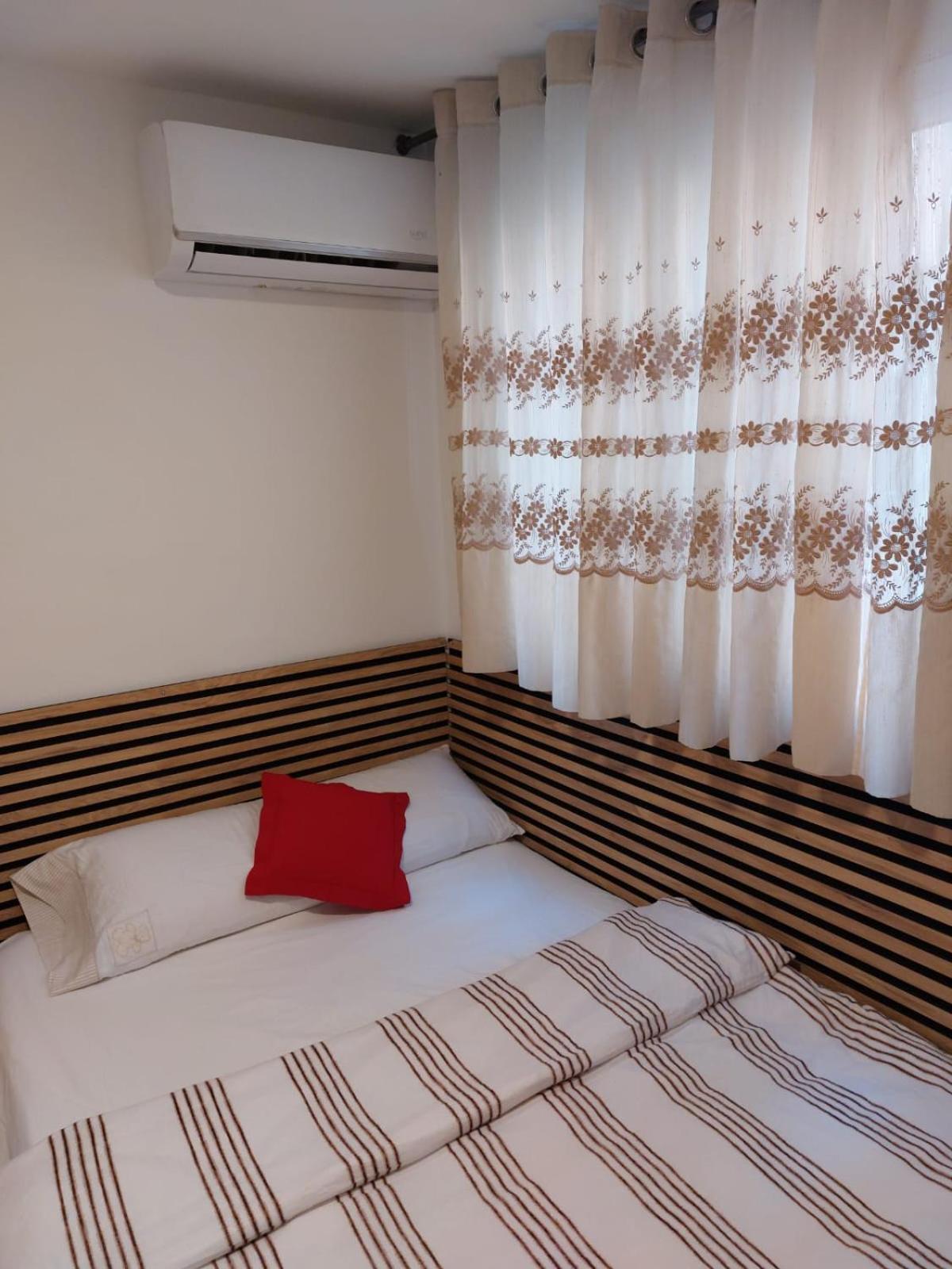 Habitaciones Con Bano Y Cocina Privada فالنسيا المظهر الخارجي الصورة