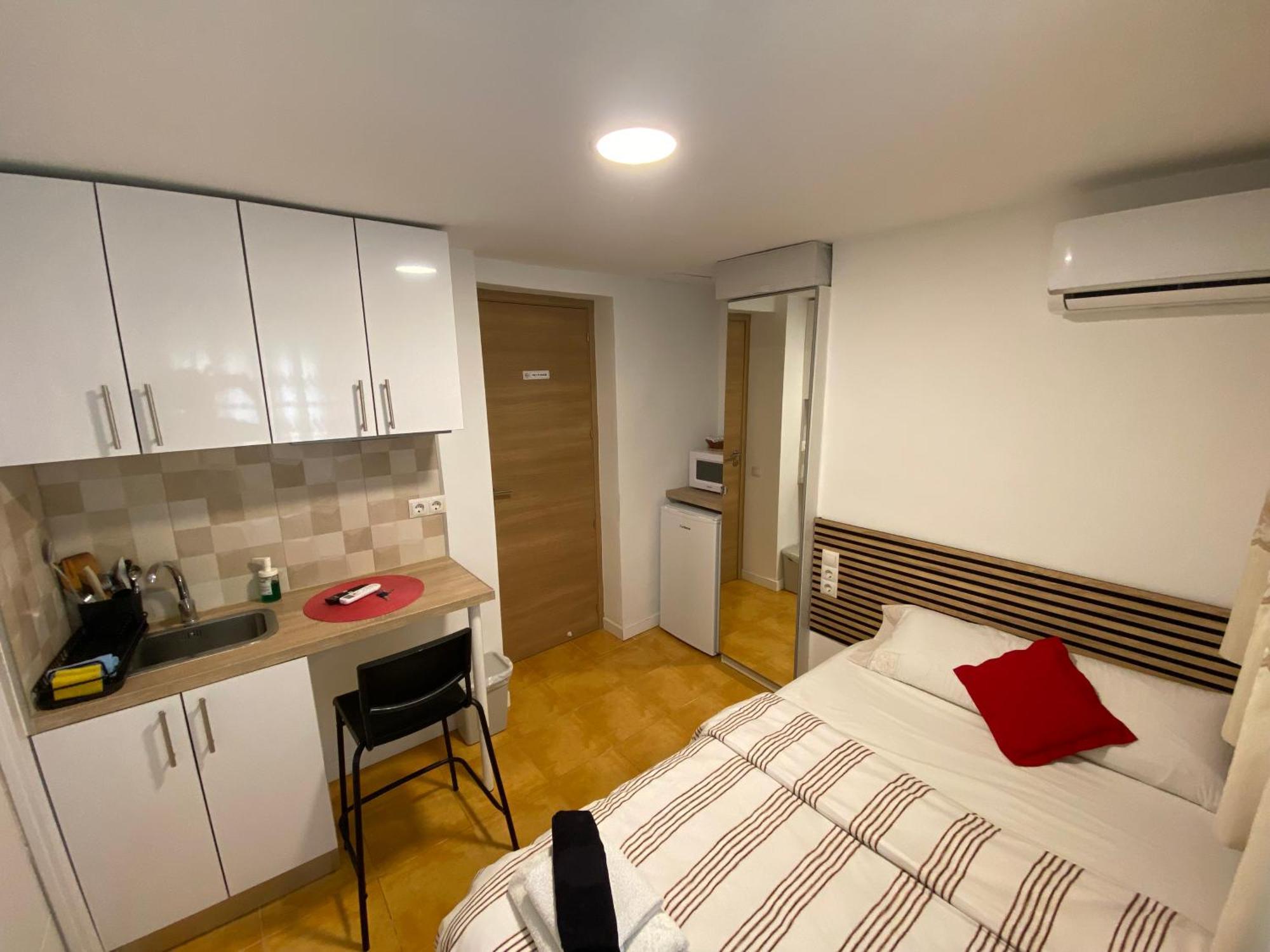 Habitaciones Con Bano Y Cocina Privada فالنسيا المظهر الخارجي الصورة